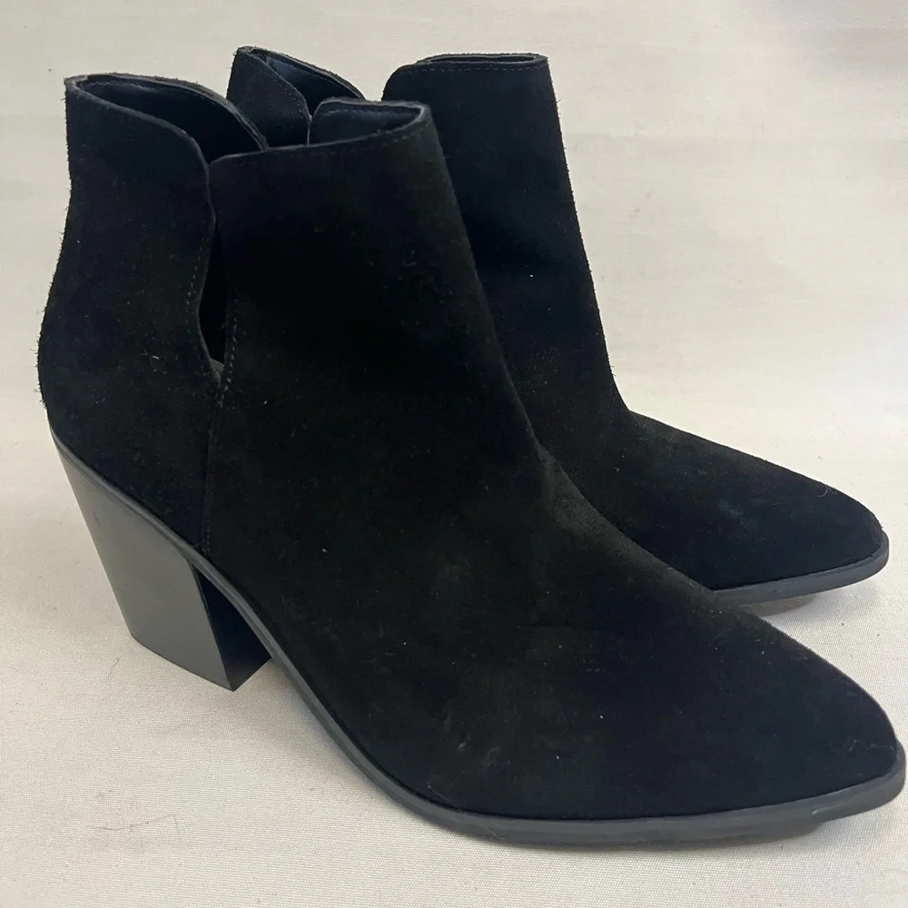 Lisa Vicky Kicky Bootie Women's Size 9.5 Split Ankle Low Heel Boots